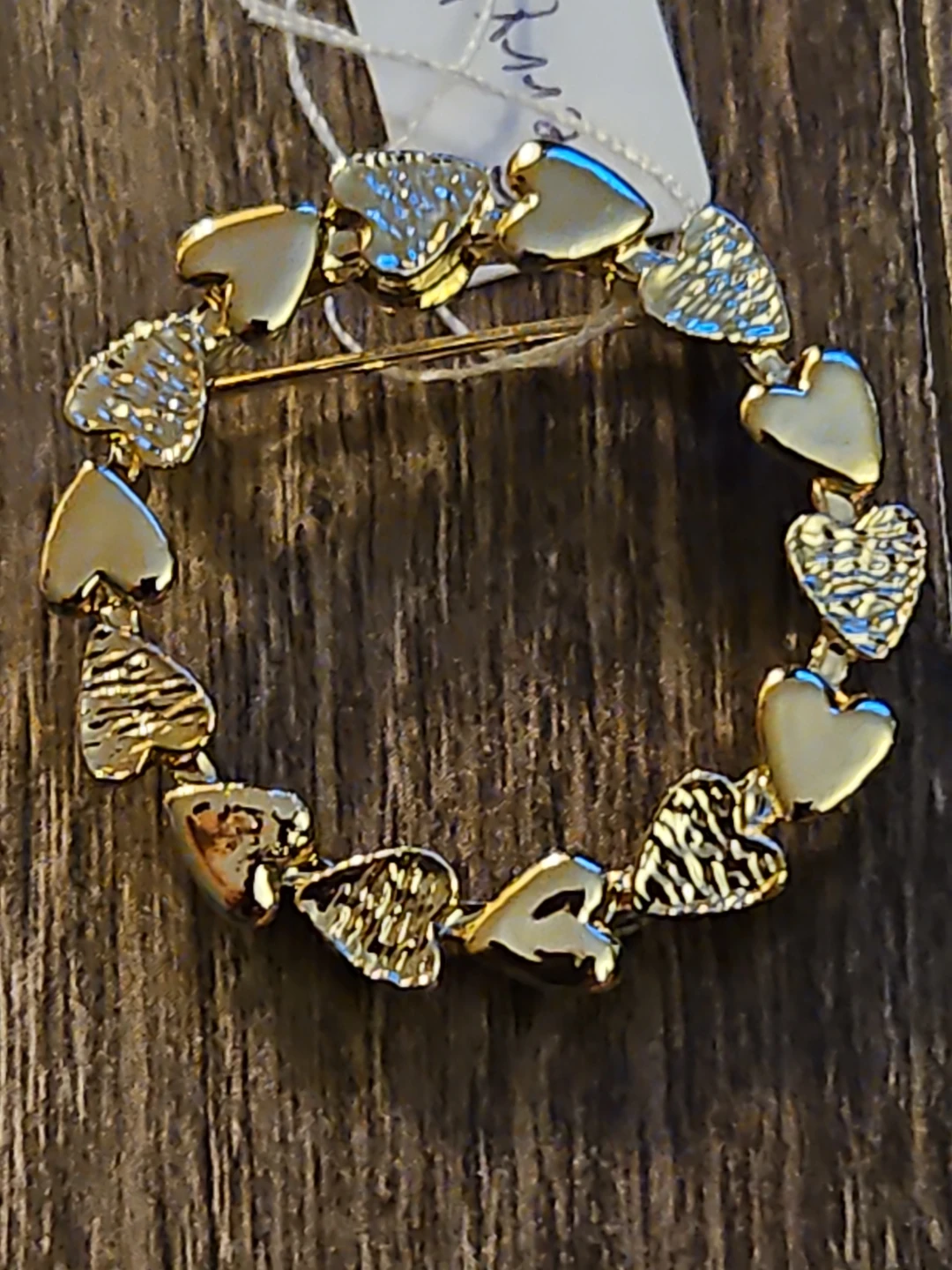Gold-Tone Heart Wreath Brooch  GERRY - photo 2