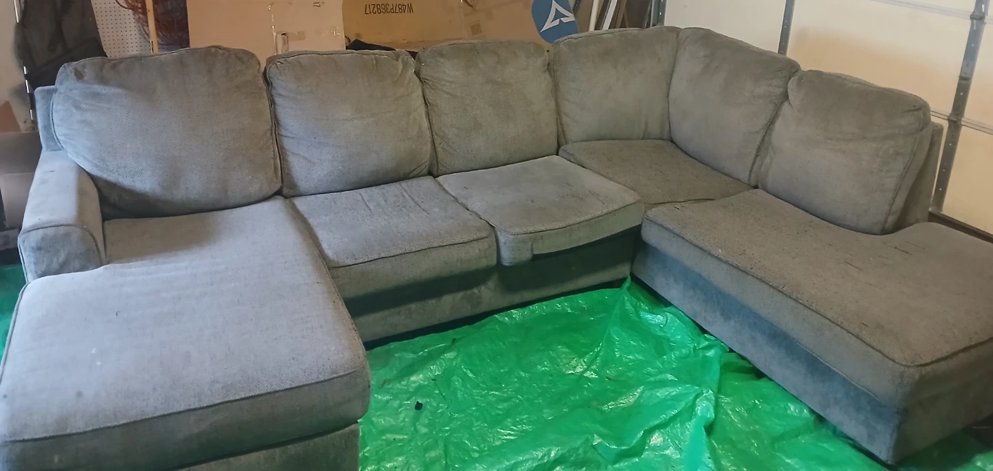 Sectional couch