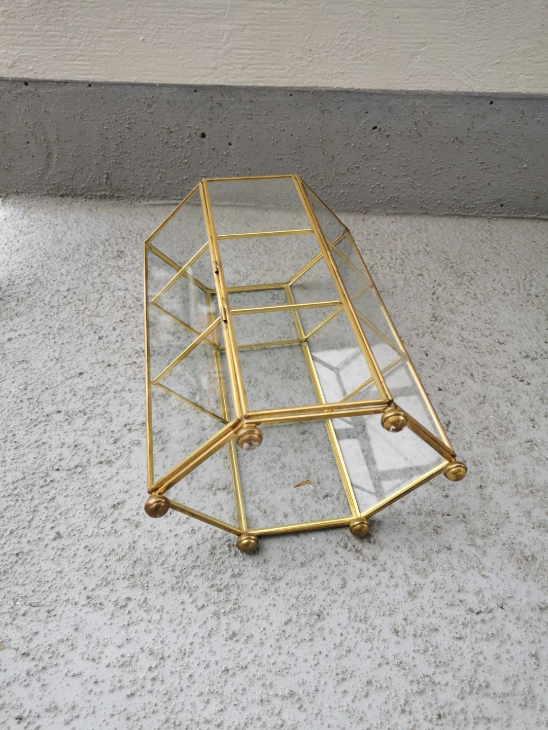 Vintage Brass & Glass 3-Tier Tabletop Curio Display Cabinet - photo 5