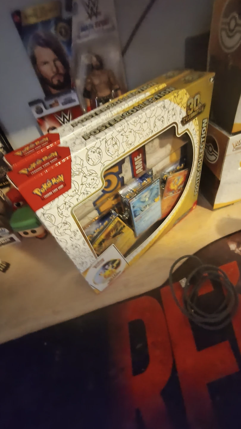 Pokemon 30th Anniversary Celebration Boxes - photo 4