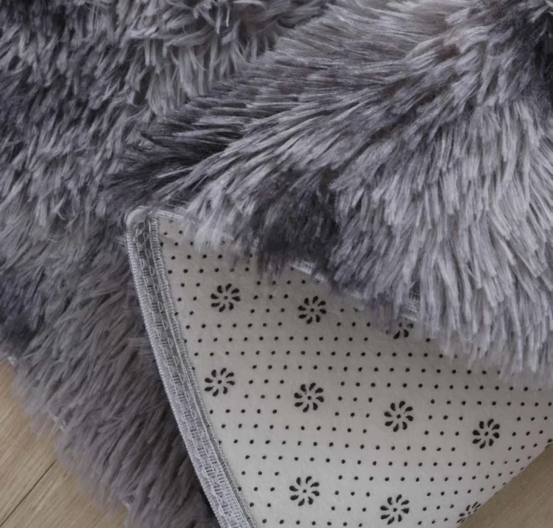 4X4 Feet Non-Slip Plush Rug - photo 2
