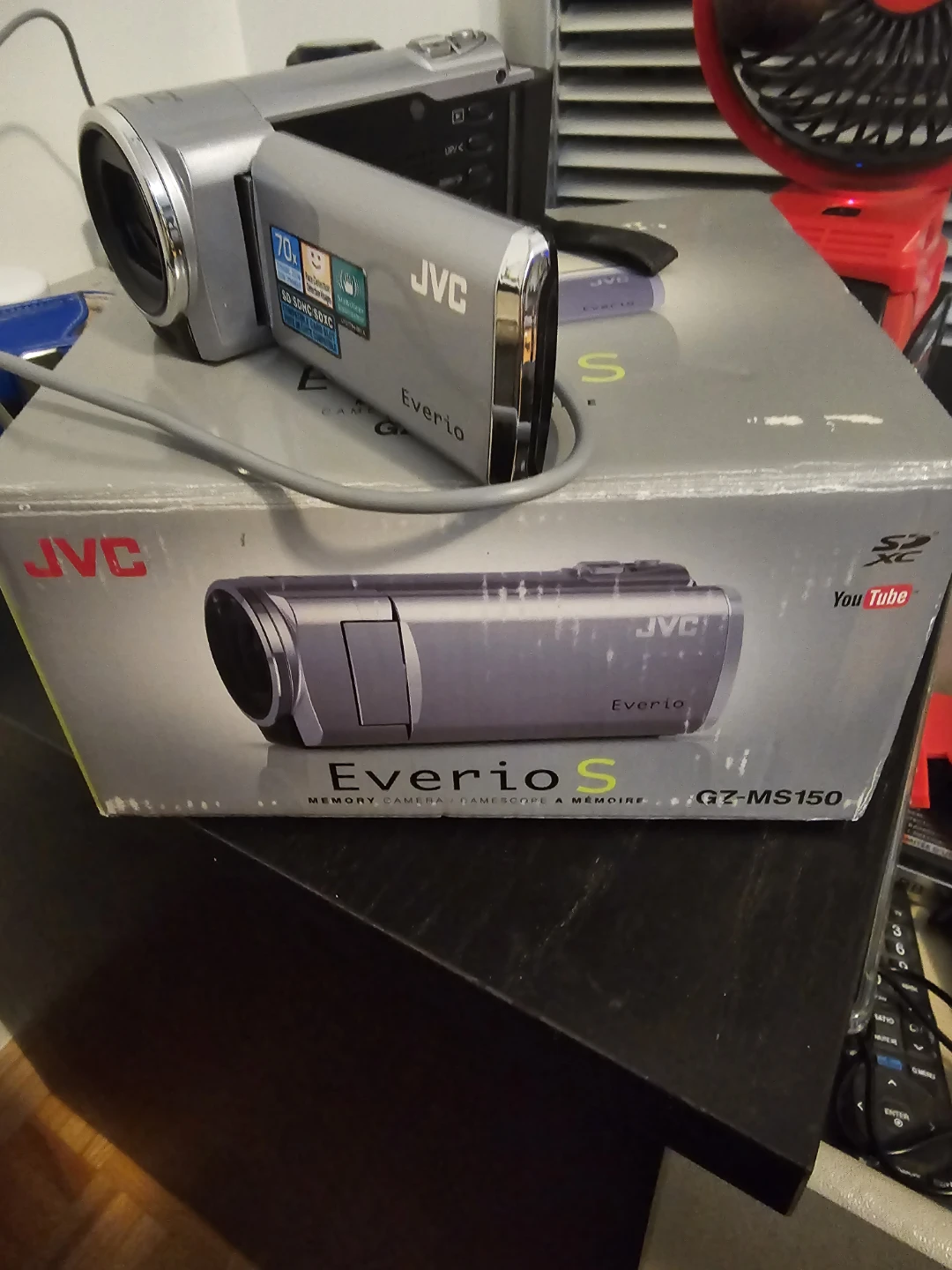 Vintage JVC Everio GZ-MS150 Camcorder - photo 4