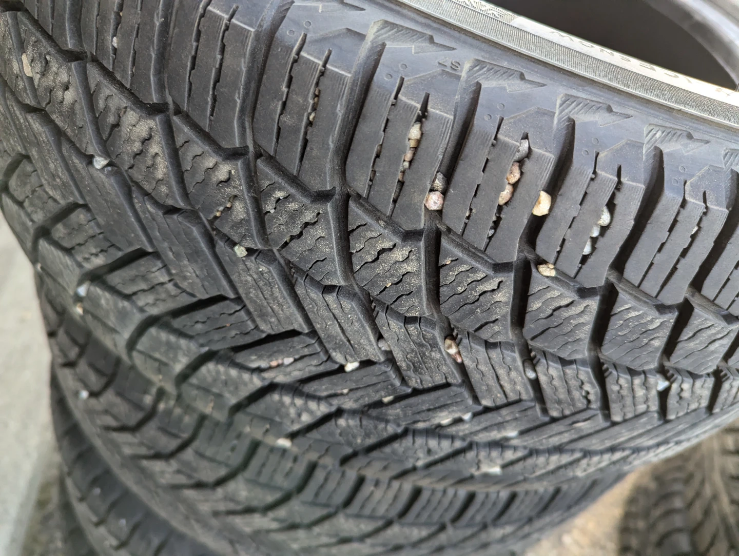 235/55R17 Michelin X-Ice Snow Winter - photo 4