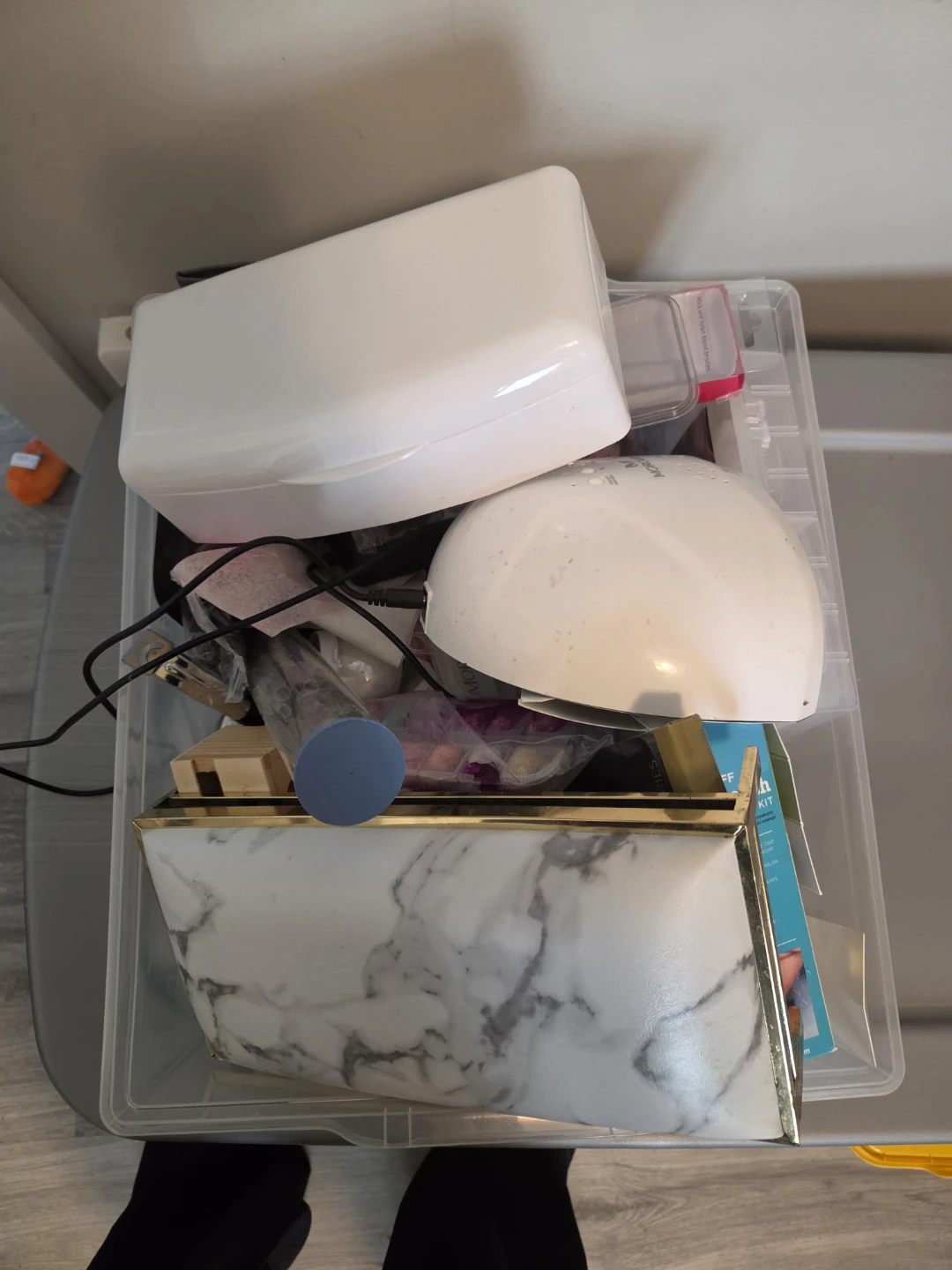 Nail art supplies and LED lamp kit