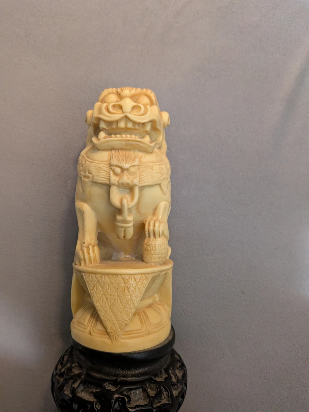 Chinese Guardian Lion Figurine - photo 3