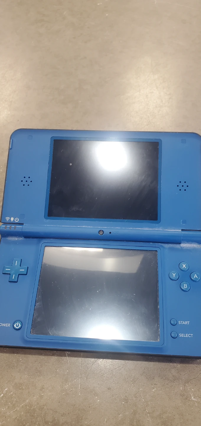 Nintendo DSi Blue Handheld Console - photo 2