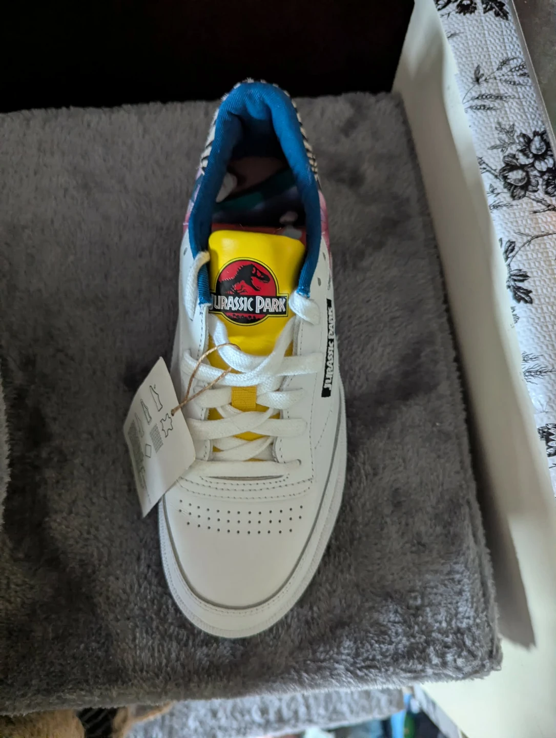 RARE Jurassic Park Reebok Dennis Nedry Club C 85 - photo 2