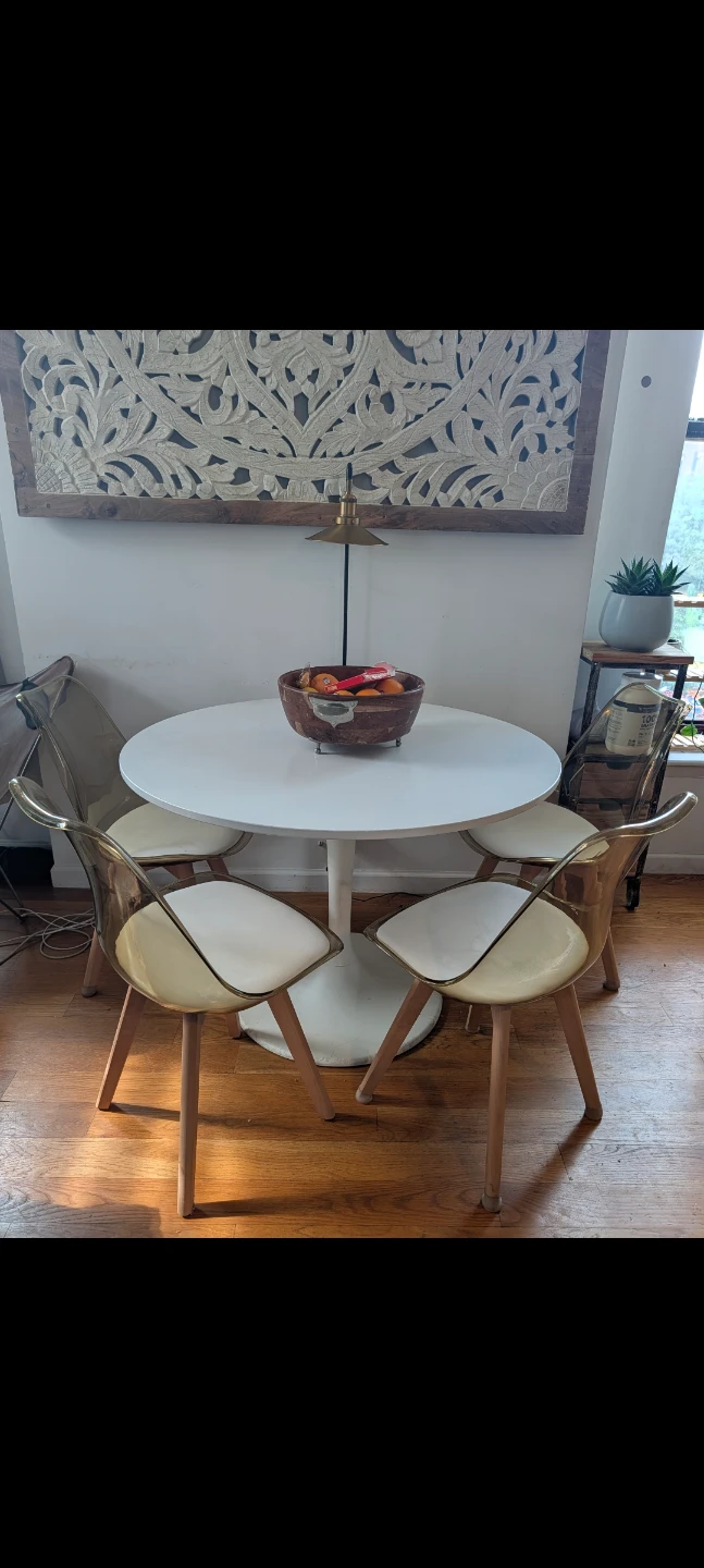 Dinning chairs (set of 4)