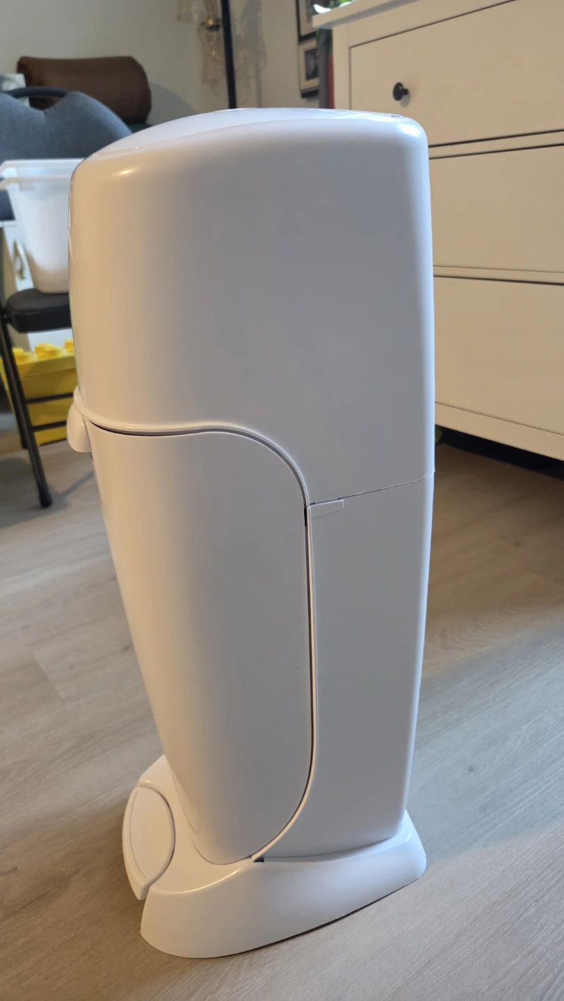 Playtex Baby Diaper Genie - photo 4