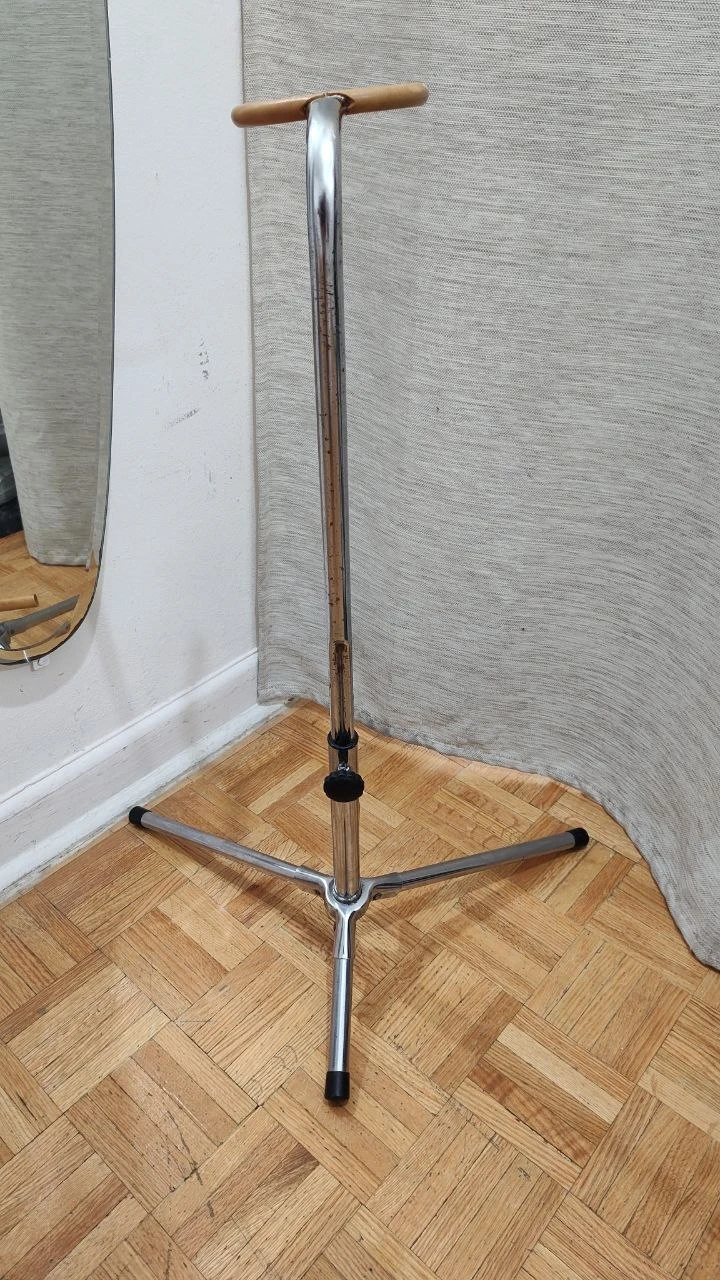 Vintage 70s/80s Chrome Guitar Stand-Adjustable Folding Tripod - photo 3