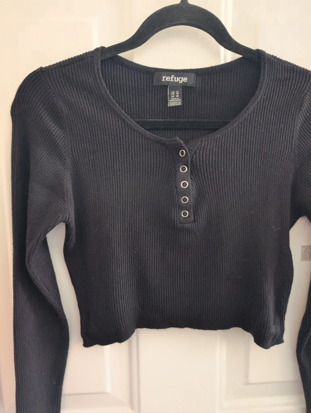 Refuge Black Ribbed Long Sleeve Cropped Top - photo 2