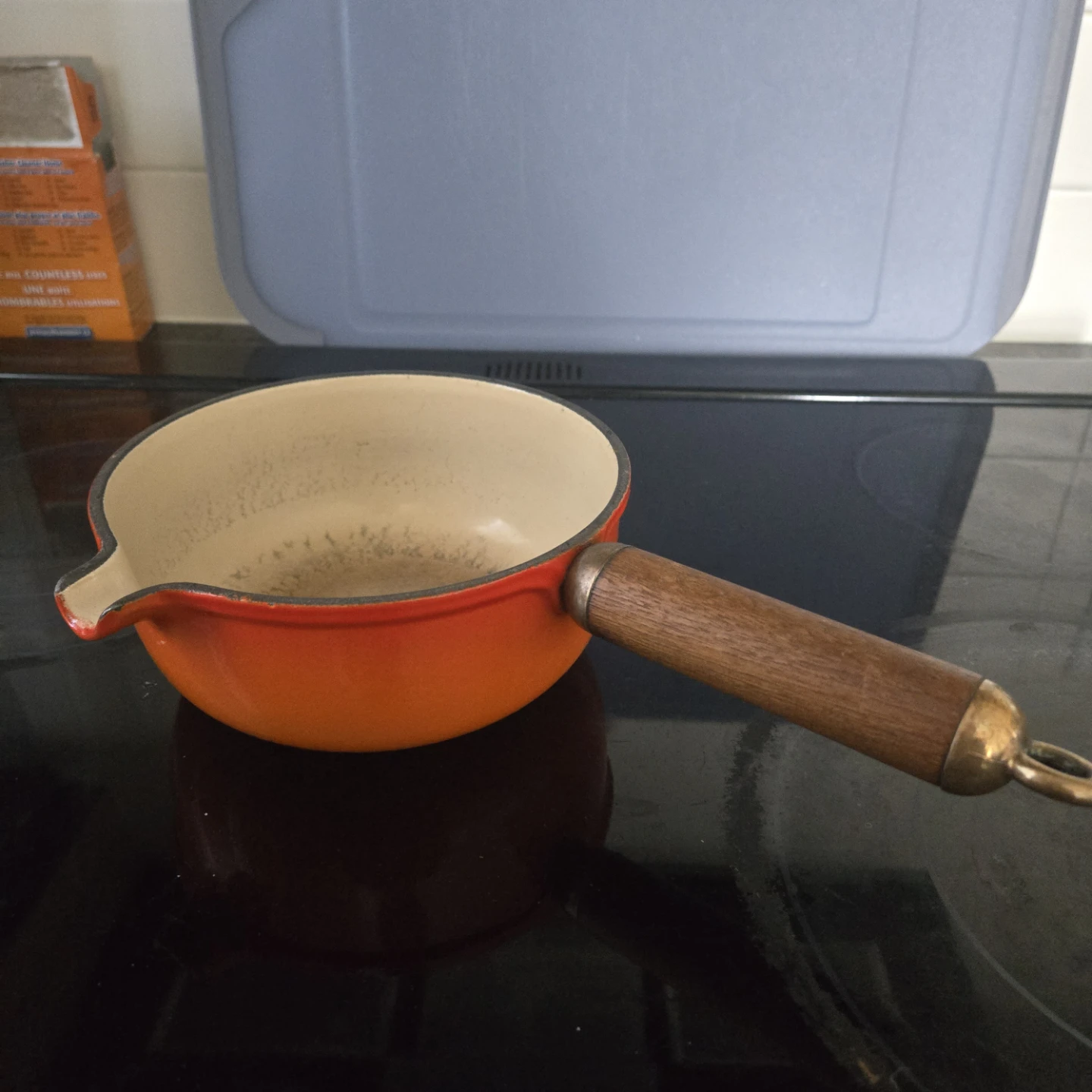 Vintage Le Creuset enameled cast iron sauce pan - photo 4