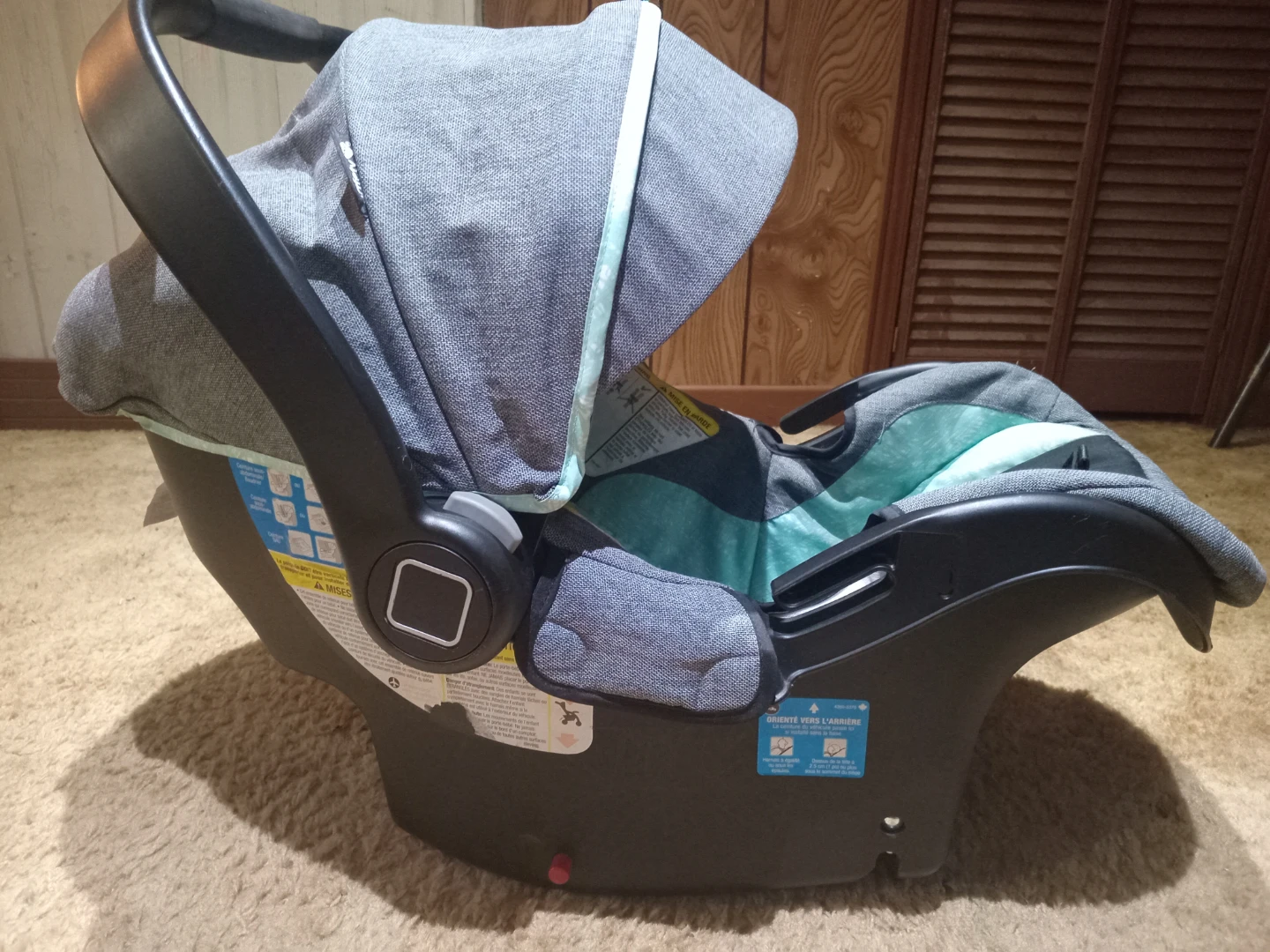 Safety 1st Infant/Baby Car Seat with Base good for newborn - photo 4