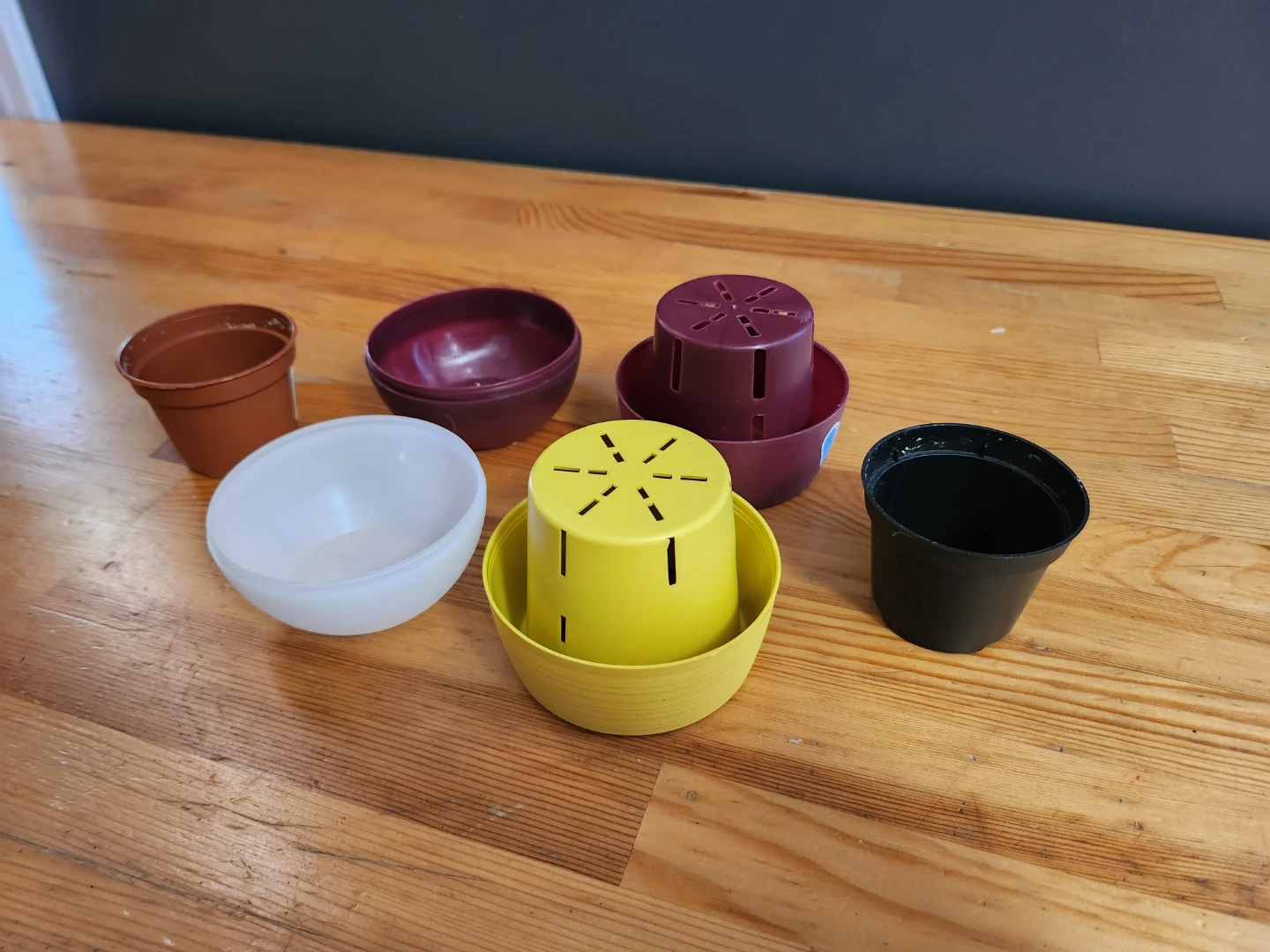 Self-Watering Planter Pots Yellow/Maroon- (Set of 2) - photo 3