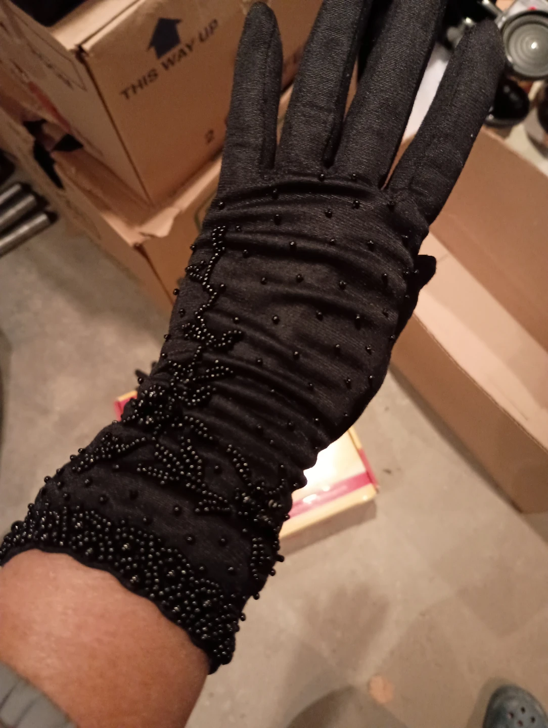Black Beaded Evening Gloves - photo 2