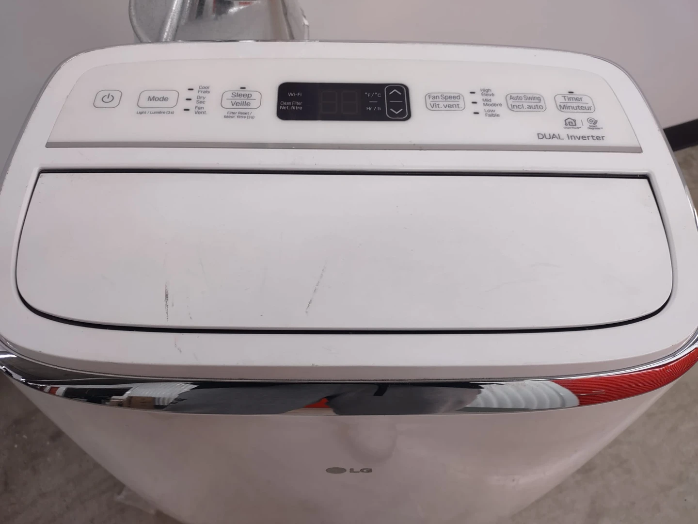LG 14,000 BTU DUAL Inverter Portable Air Conditioner