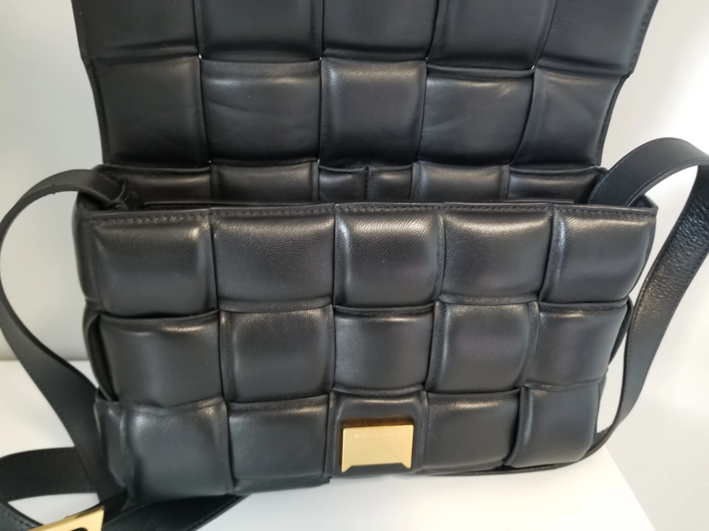 Bottega Veneta Padded cassette 26 cm - photo 4