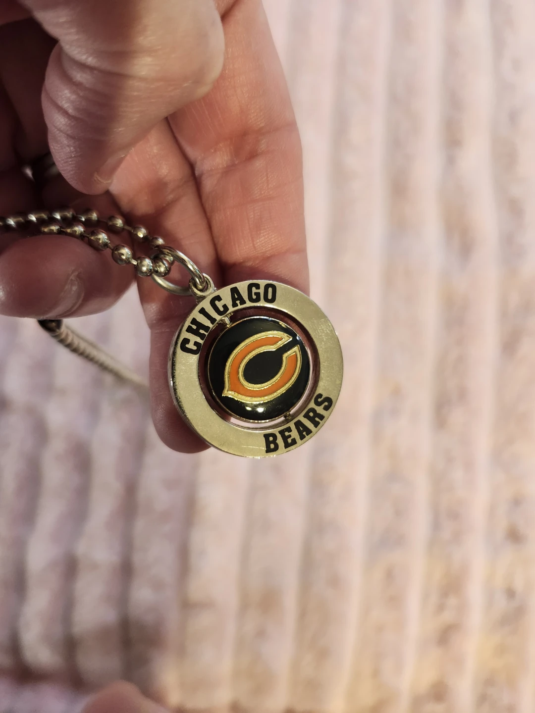 🏅📿Chicago Bears Spinner Medallion Necklace - photo 3