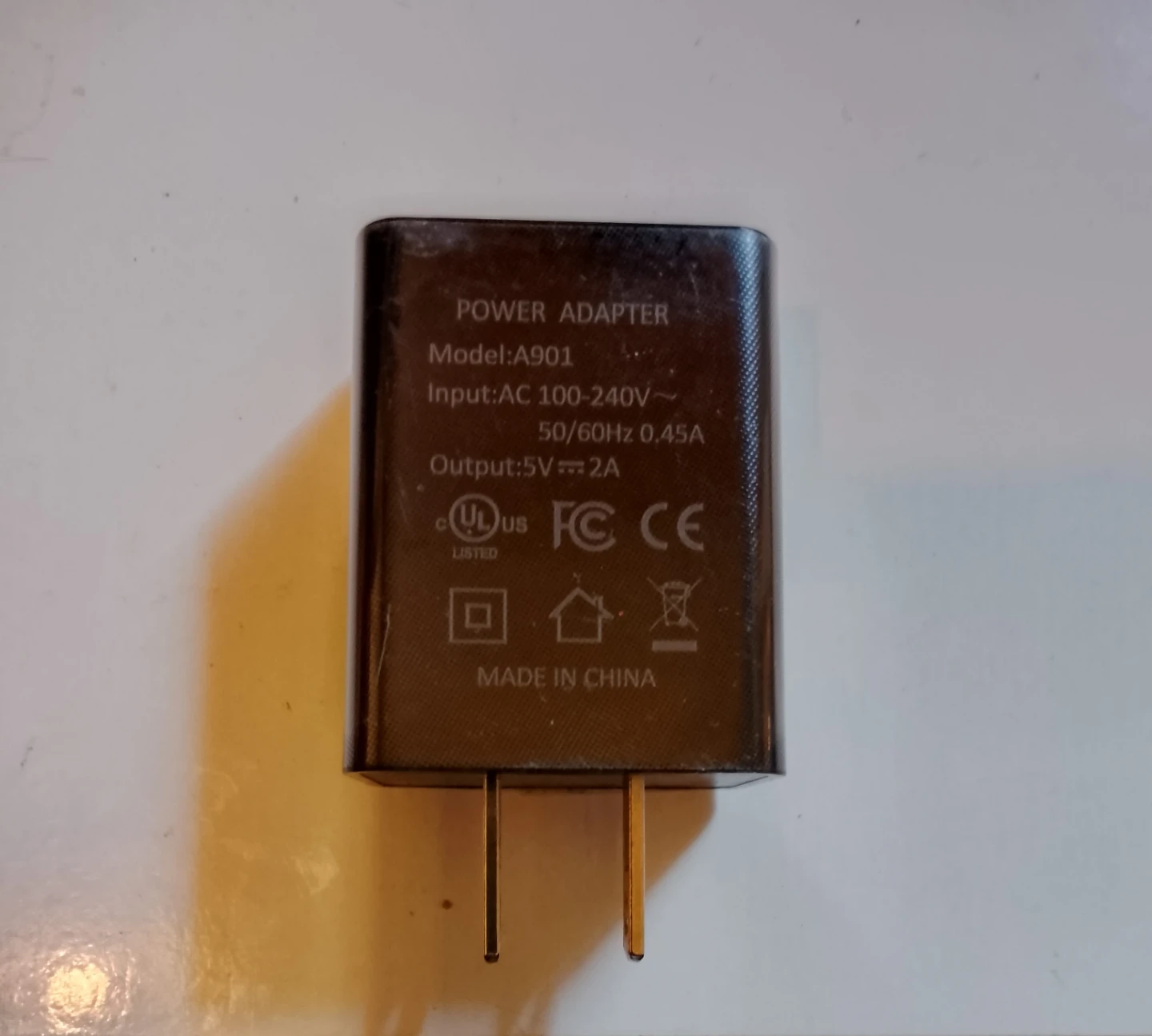Power Adapter A901 5V 2A