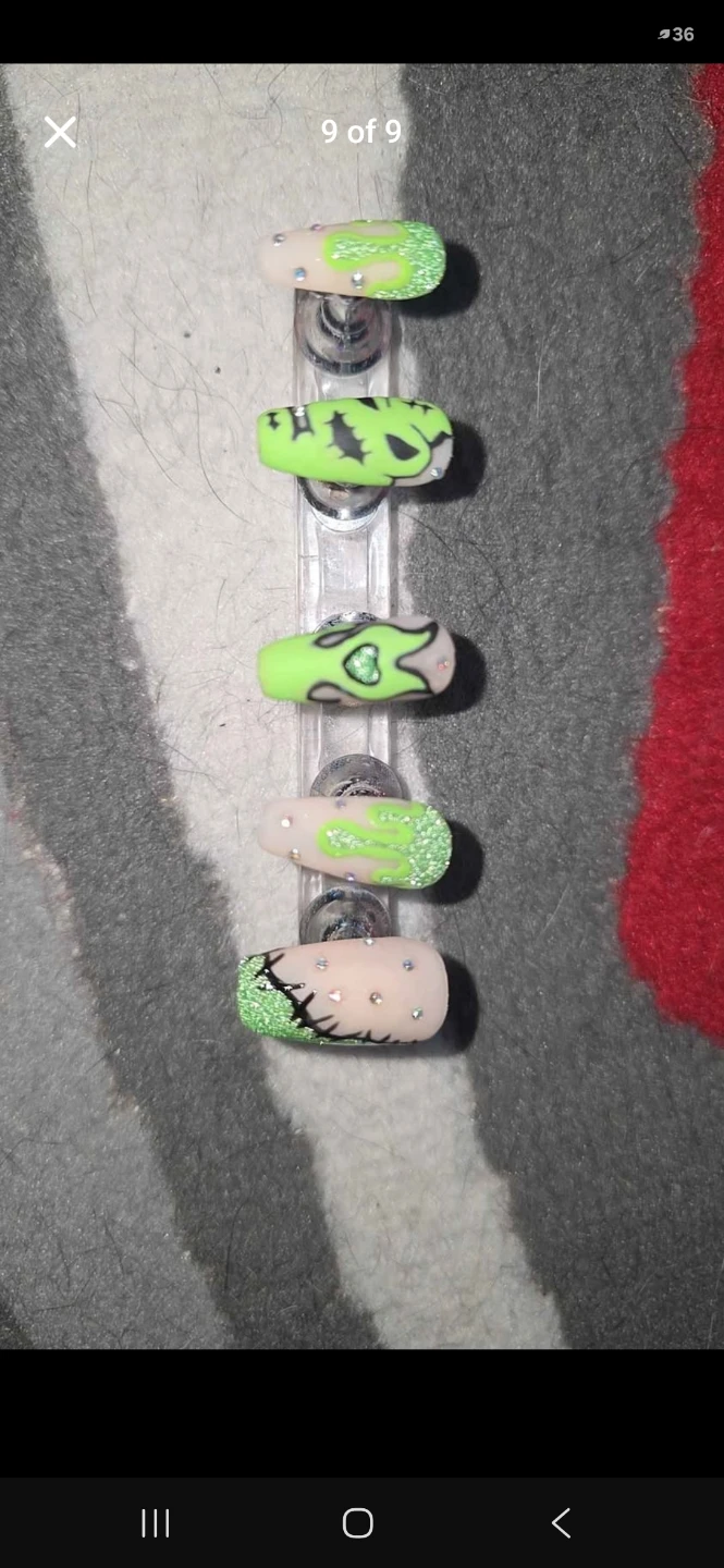 Customized press on nails