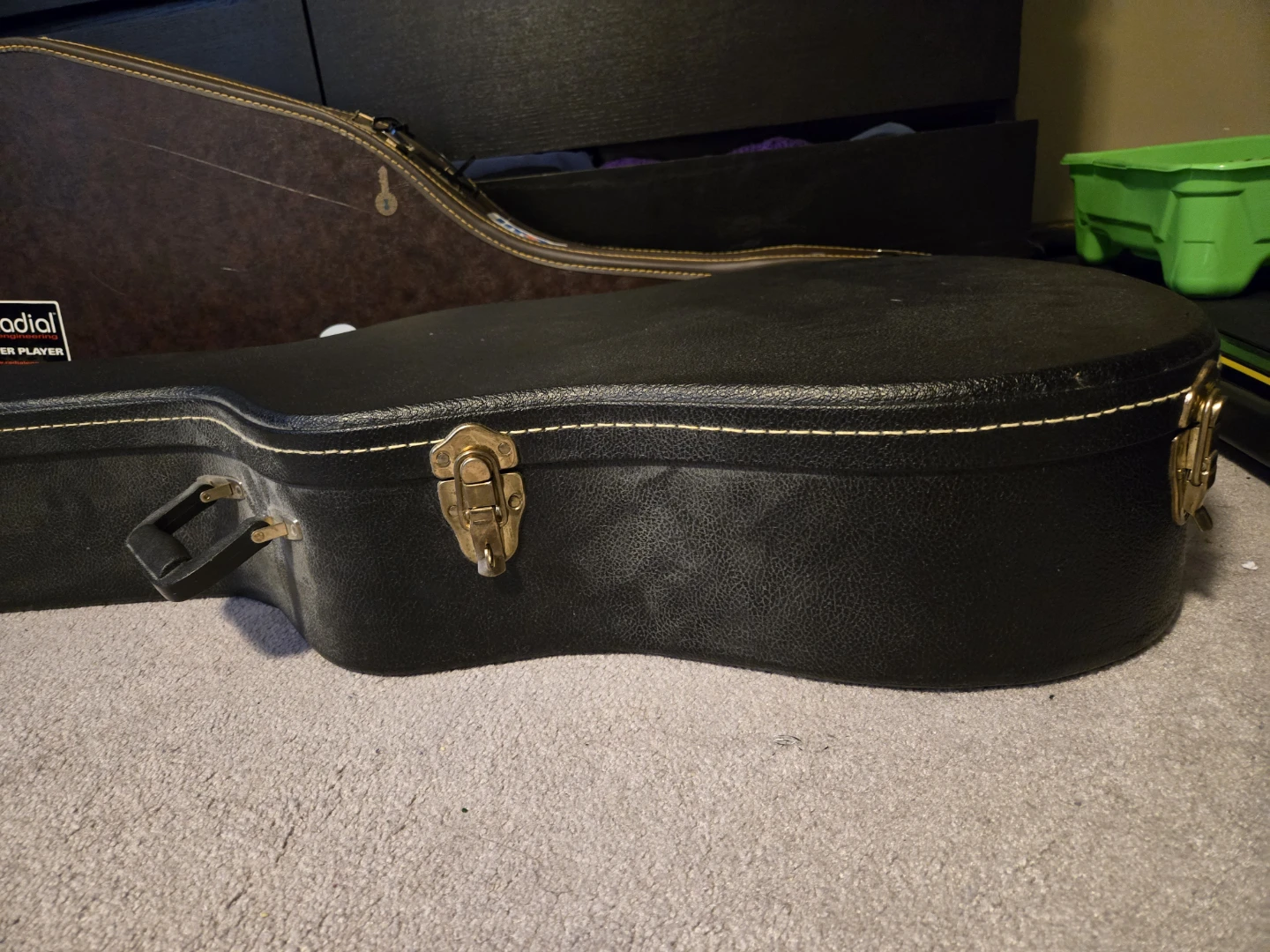Left Handed Guitar - photo 3