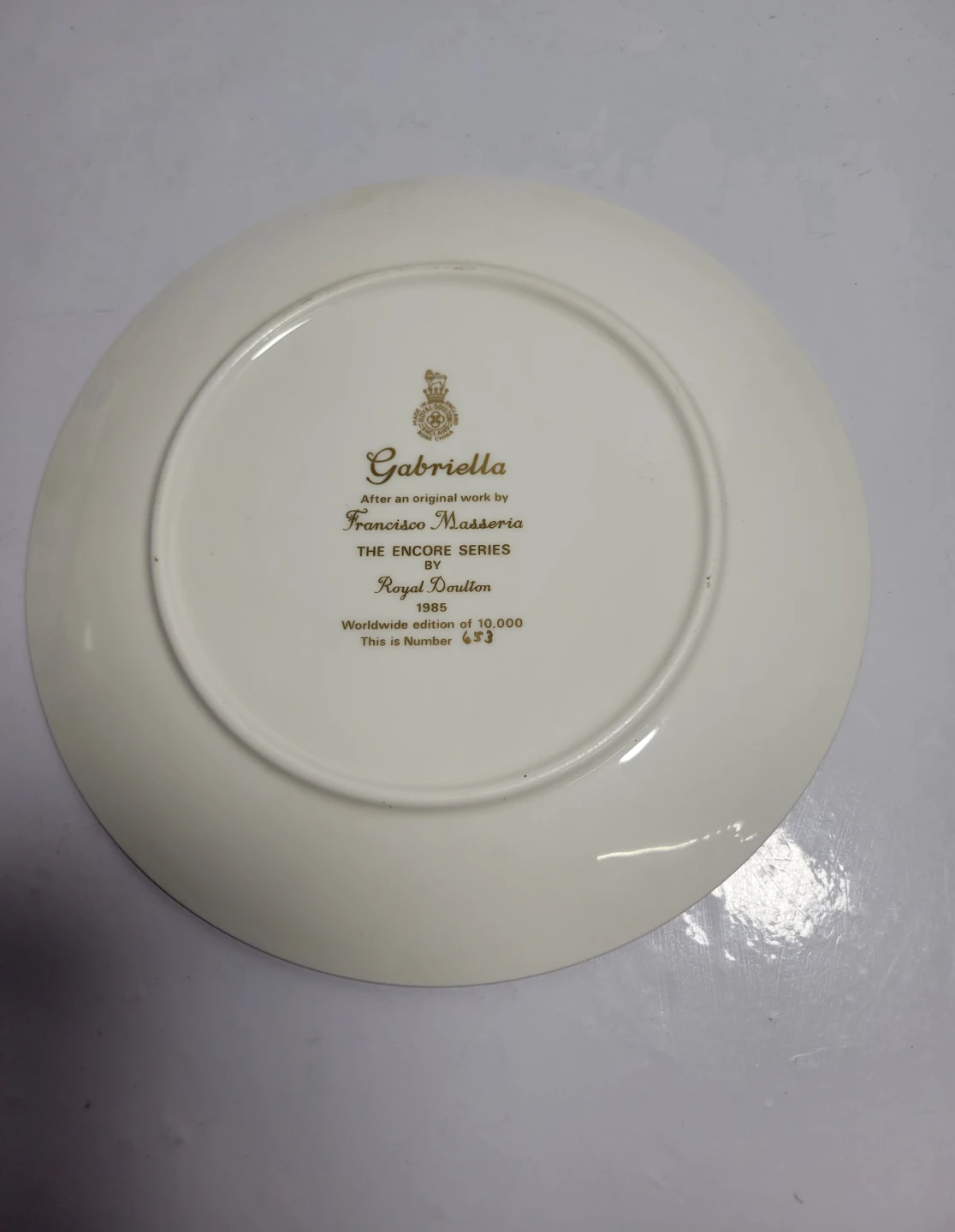 Royal Doulton Gabriella Decorative Plate - photo 2