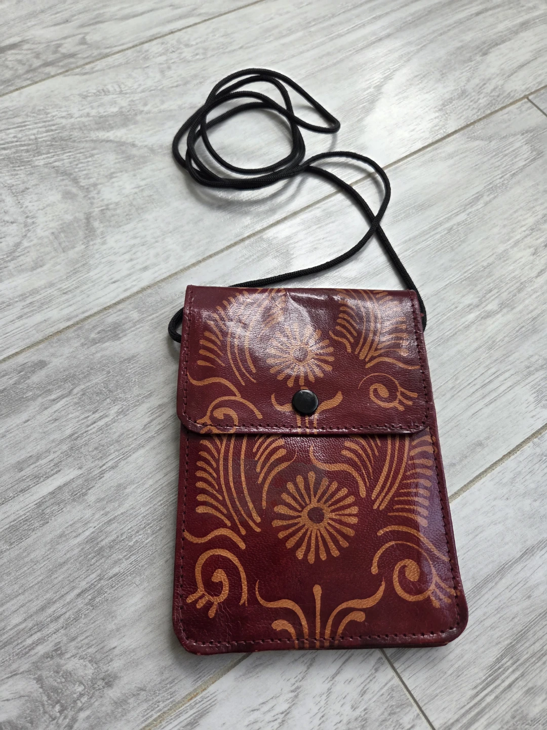 Leather Crossbody Pouch - photo 2