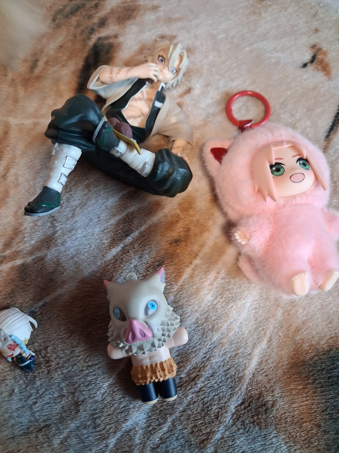 Some anime figures and plush keychain demon slayer, Naruto - photo 2