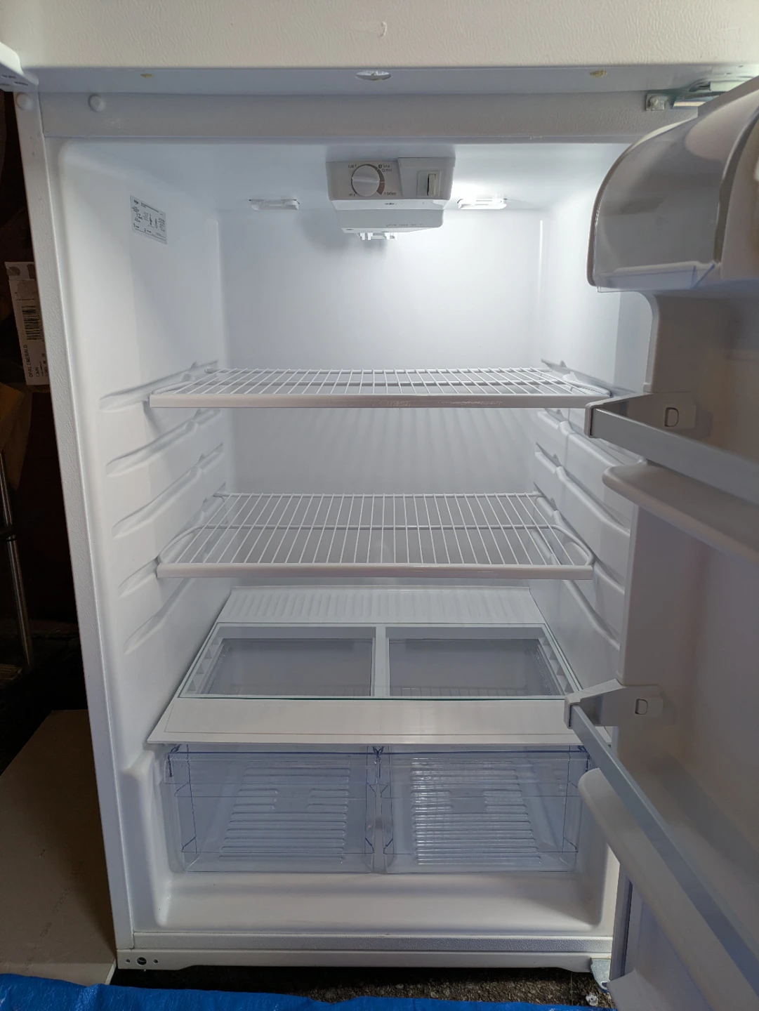 Almost NEW, Whirlpool Top-Freezer Refrigerator - photo 4