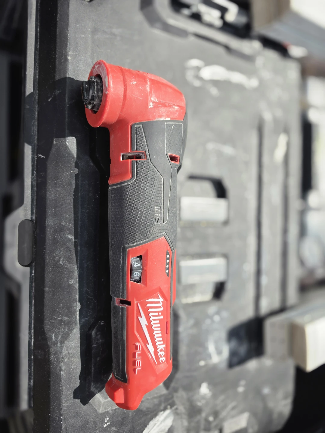 Milwaukee M12 FUEL Oscillating Multi-Tool