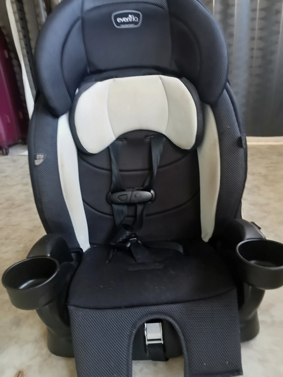 Evenflo Chase Plus Car Seat