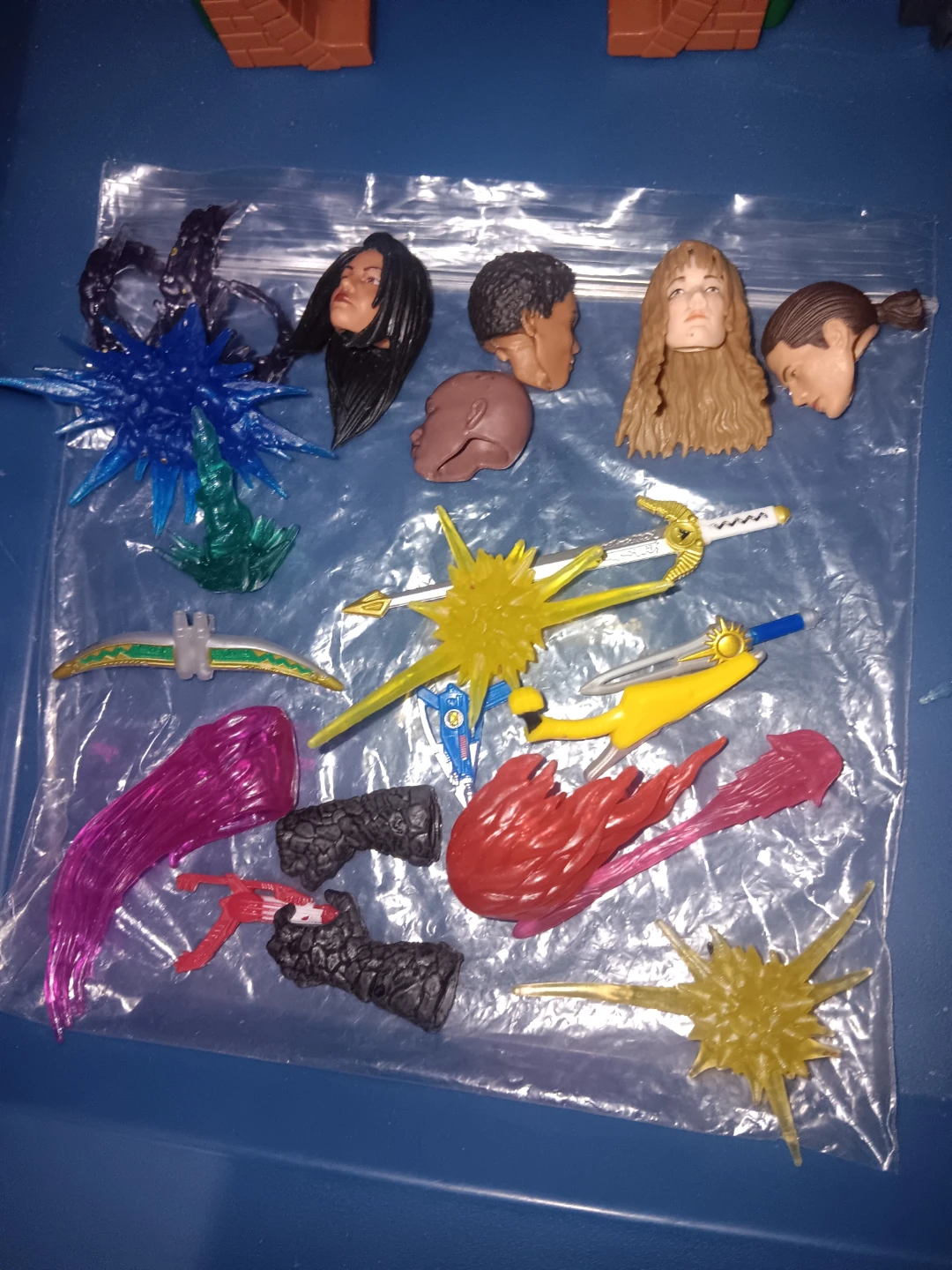 Power Rangers Action Figure Bundle with Accessories - photo 4