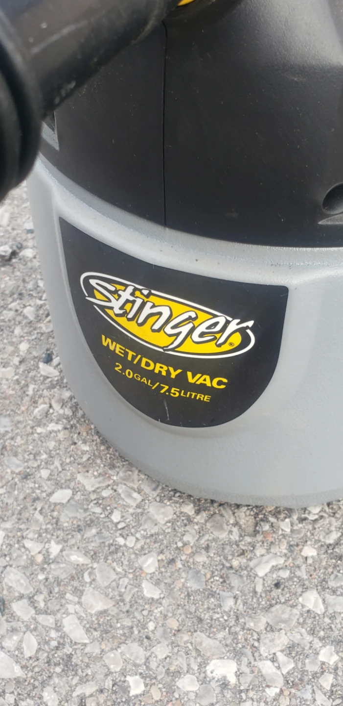 Stinger Wet/Dry Vac 2.0 Gal / 7.5 Litre - photo 2