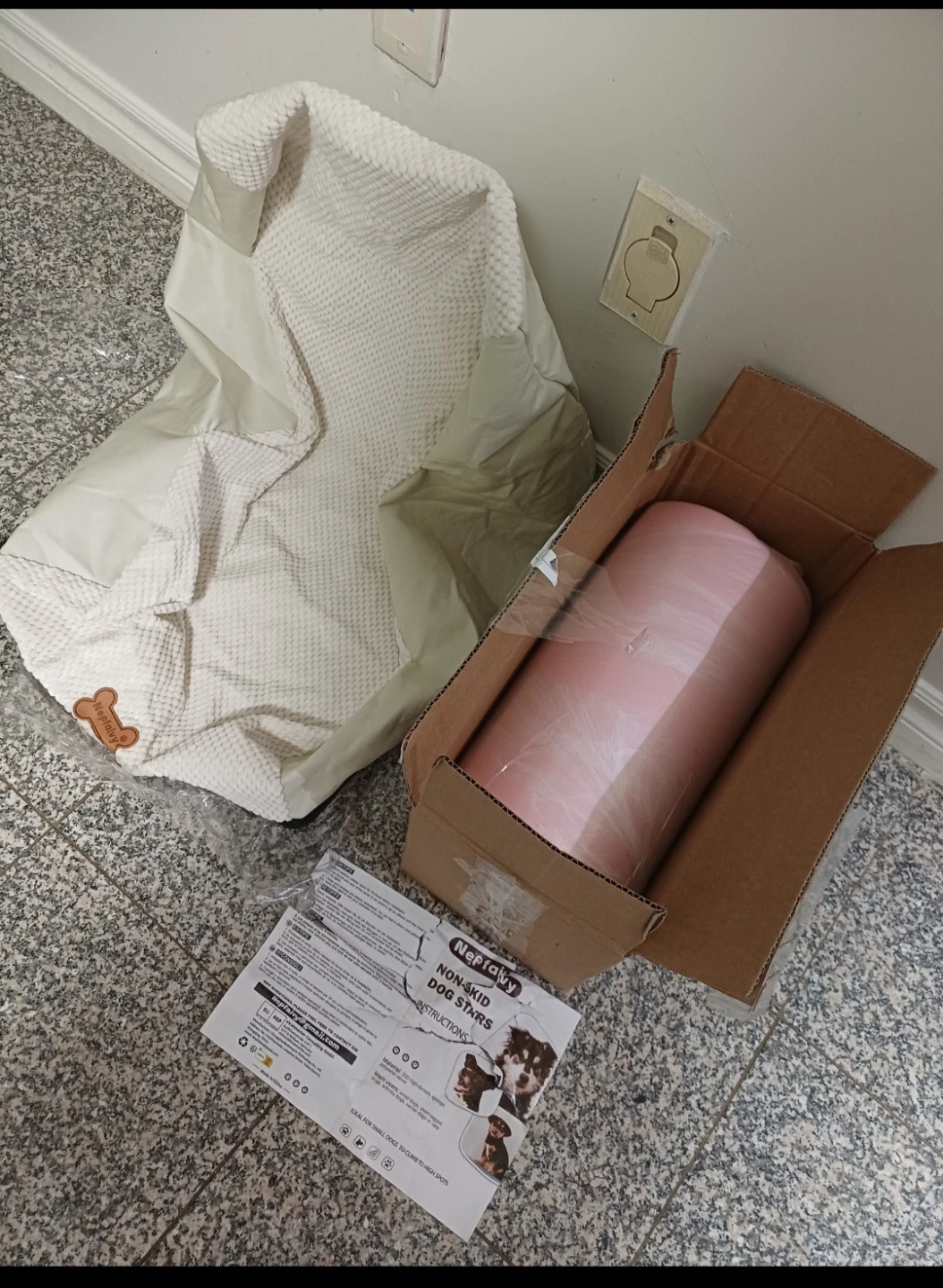 Nepfaivy 3-Step Pet Stairs- Brand New - photo 2