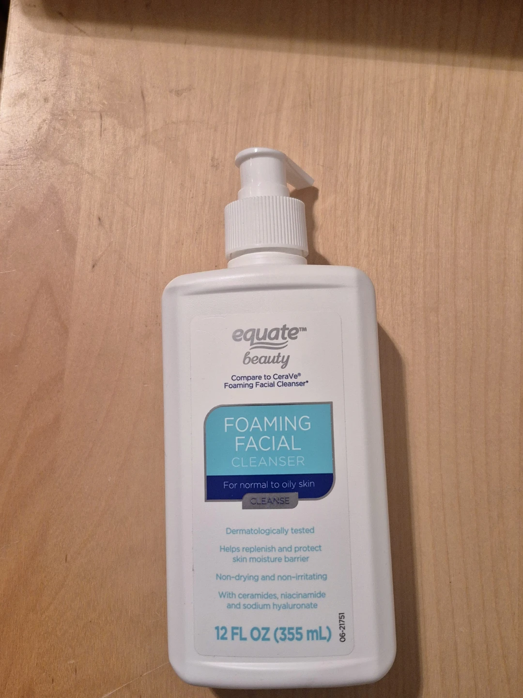 BN)Equate Beauty Foaming Facial Cleanser 355 ml