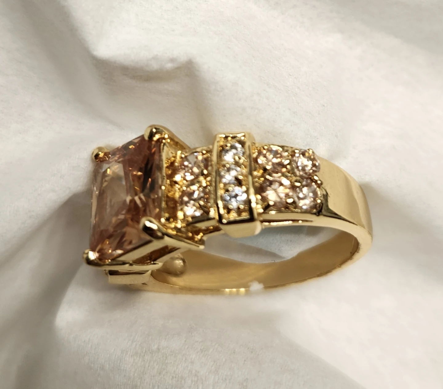 RING 10k Gold Plate Faux Topaz and Diamonds