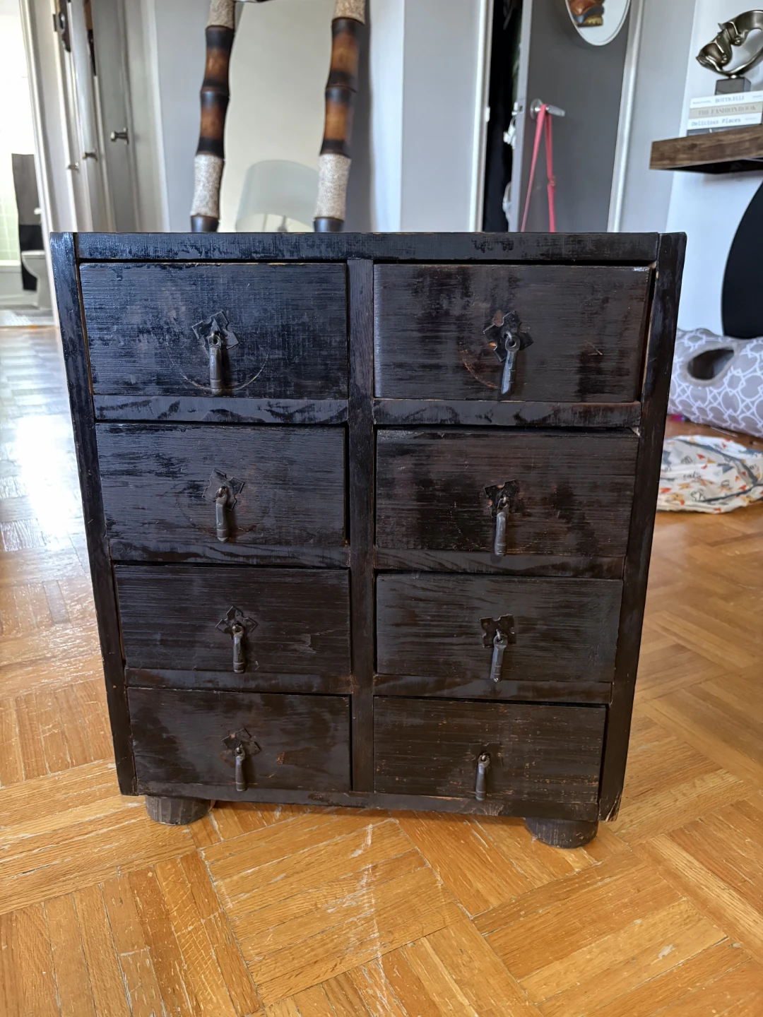 Gorgeous Solid wood side table  8 drawers