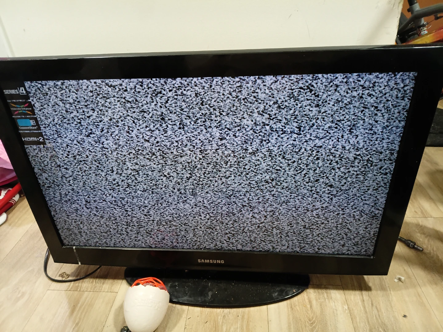 2 35 inch tvs