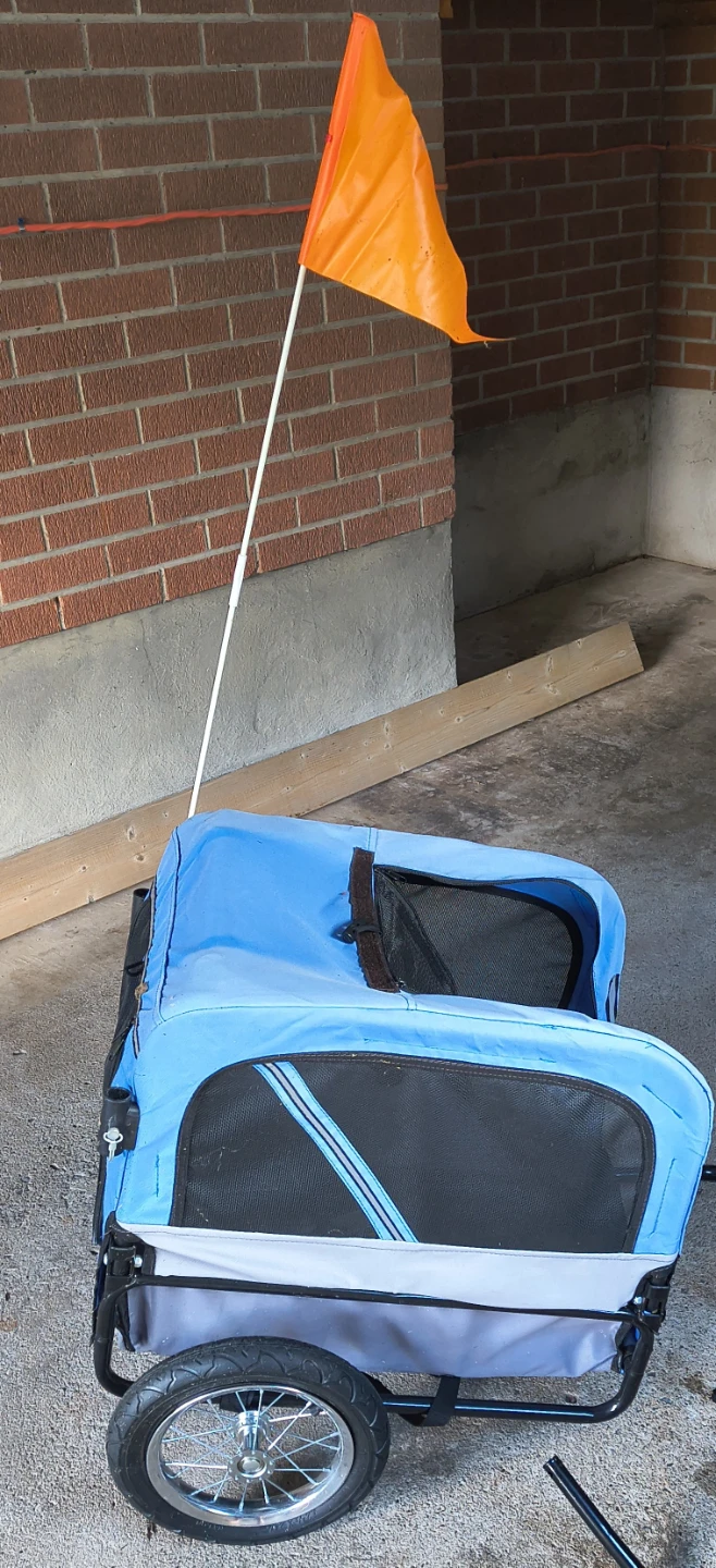 Blue Bicycle Pet Trailer