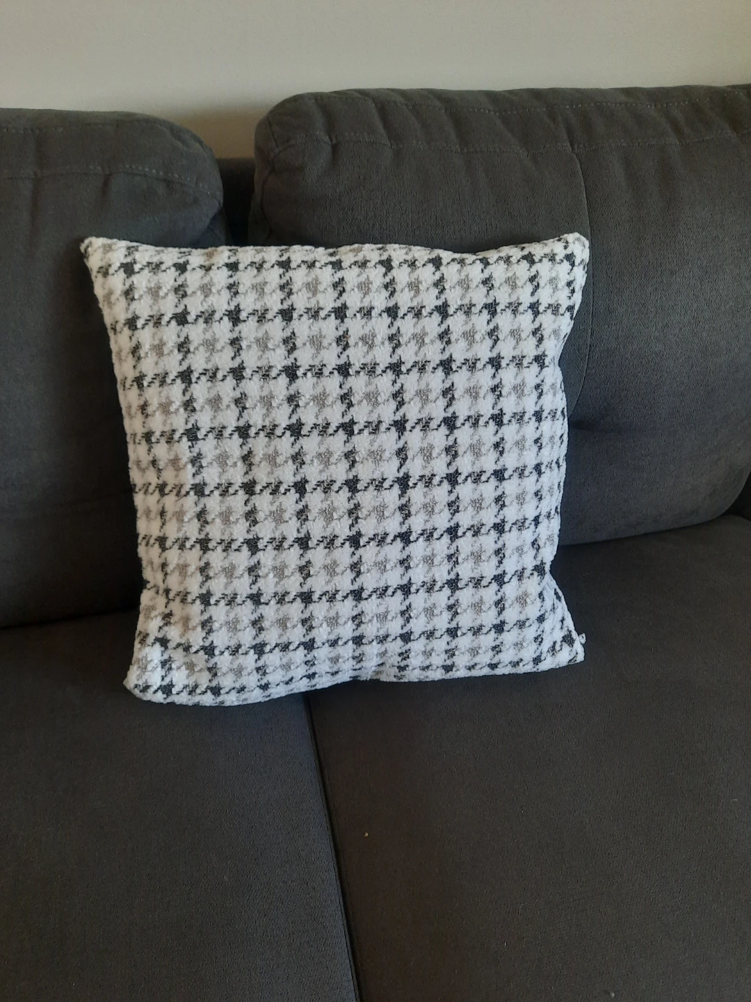 New Cushion cover - photo 2