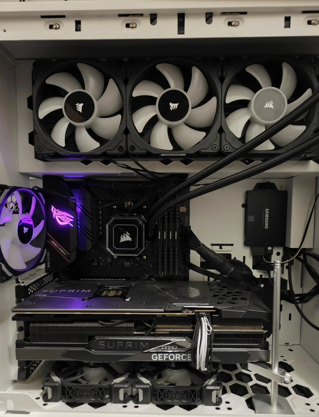 5800X3D with AIO, ASUS B550-F, Corsair DDR4 32GB 3600Mhz - photo 2