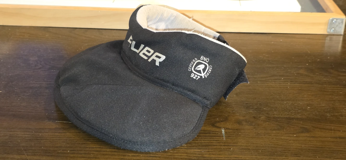 Bauer Hockey Neck Guard - photo 3