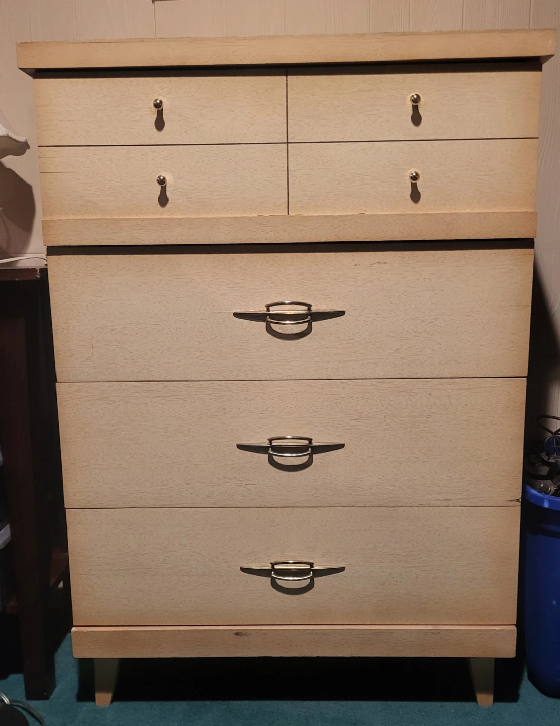 4 drawer vintage  Dresser - photo 2