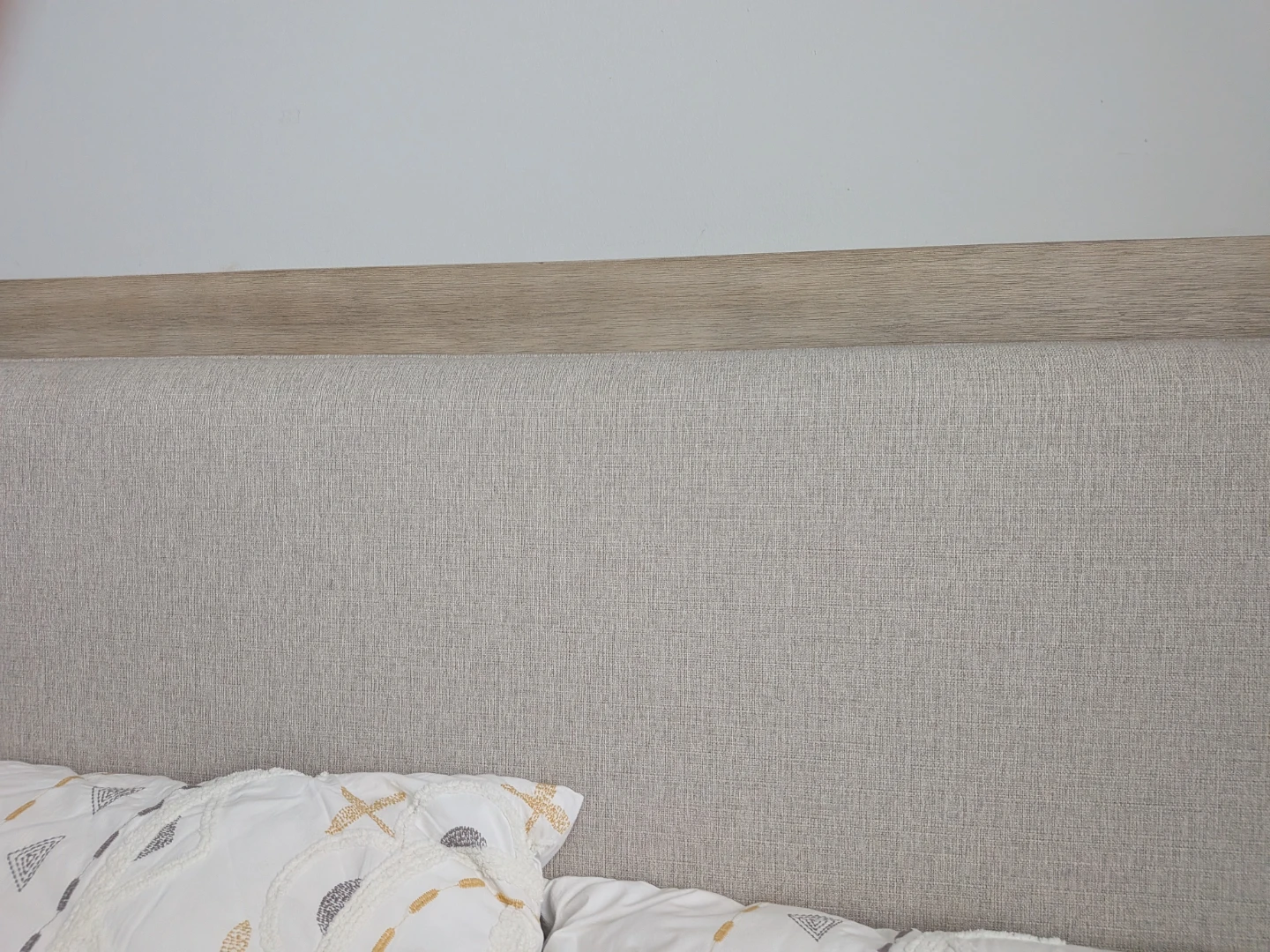 Queen size bed - photo 3