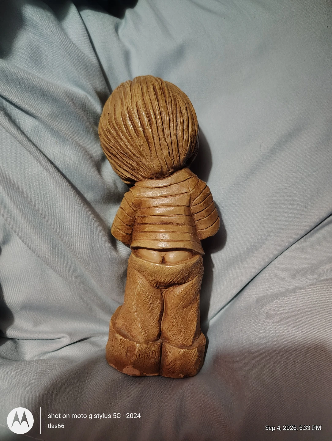 Vintage 1978 Ceramic Boy with Dog Figurine - photo 2