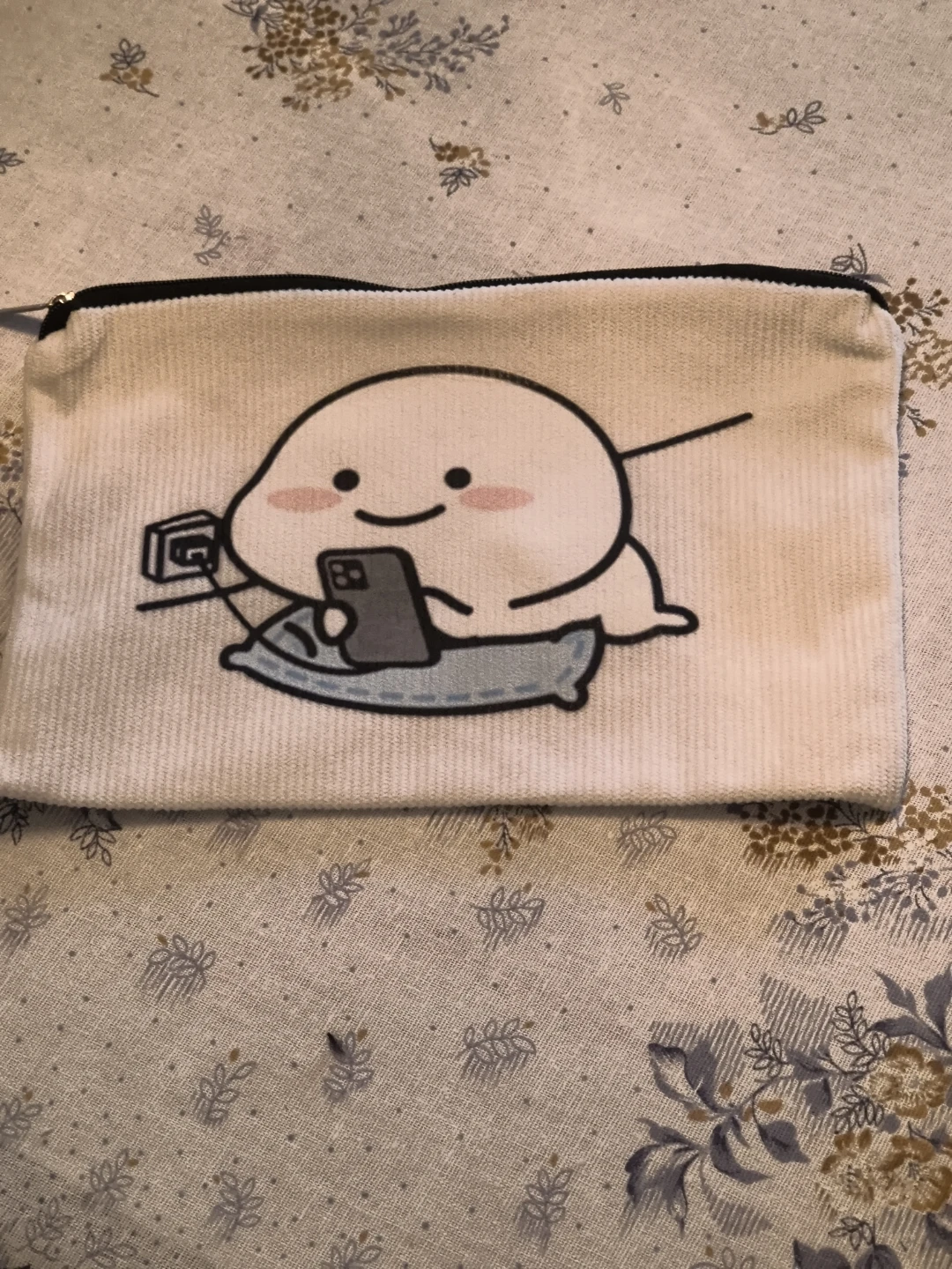 Corduroy character pouch/make up bag