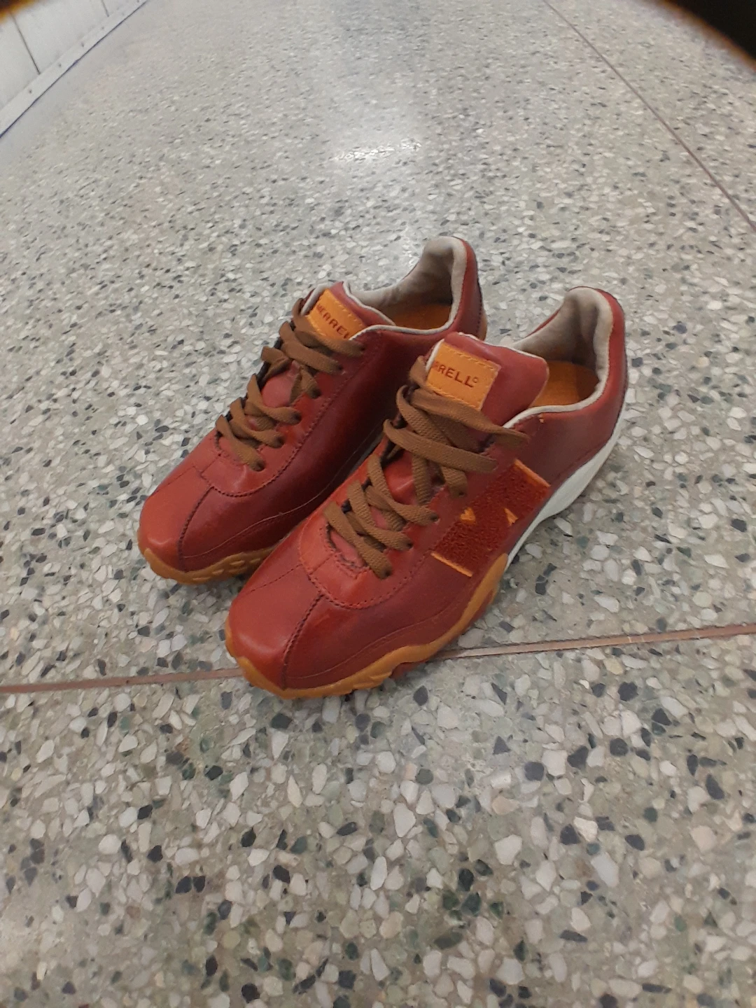Merrell Men's Walking Shoes Women's Size 7 - photo 3