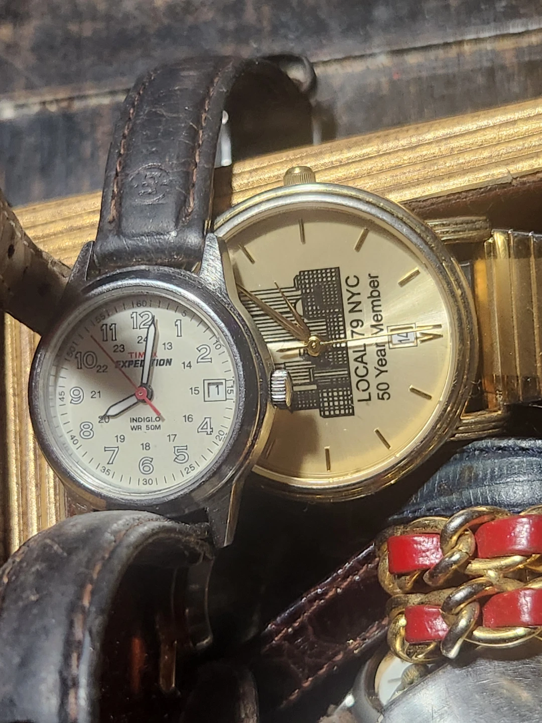 Collection of Assorted Vintage and Modern Watches - photo 4