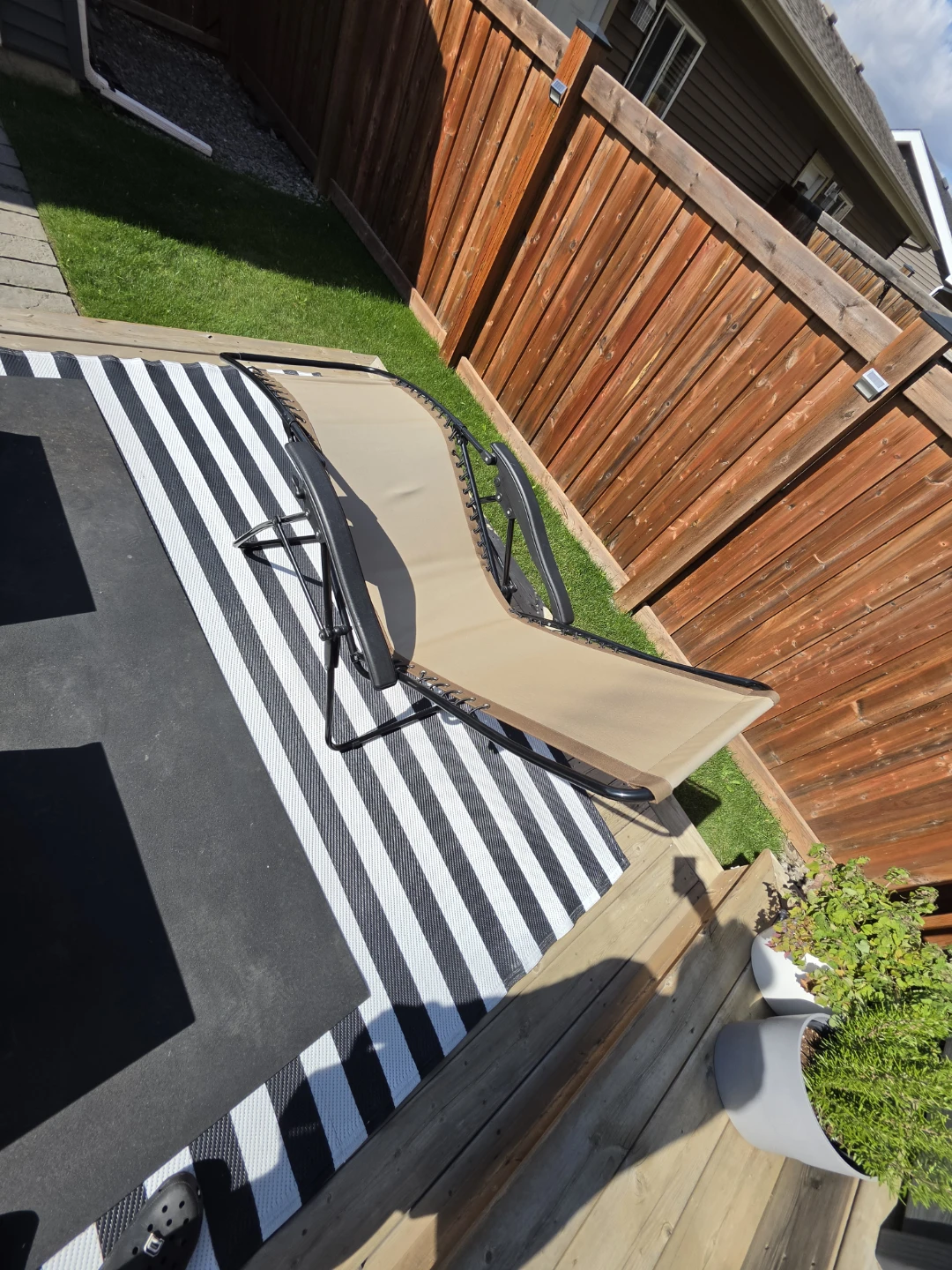 Zero Gravity Reclining Patio Chair - photo 2