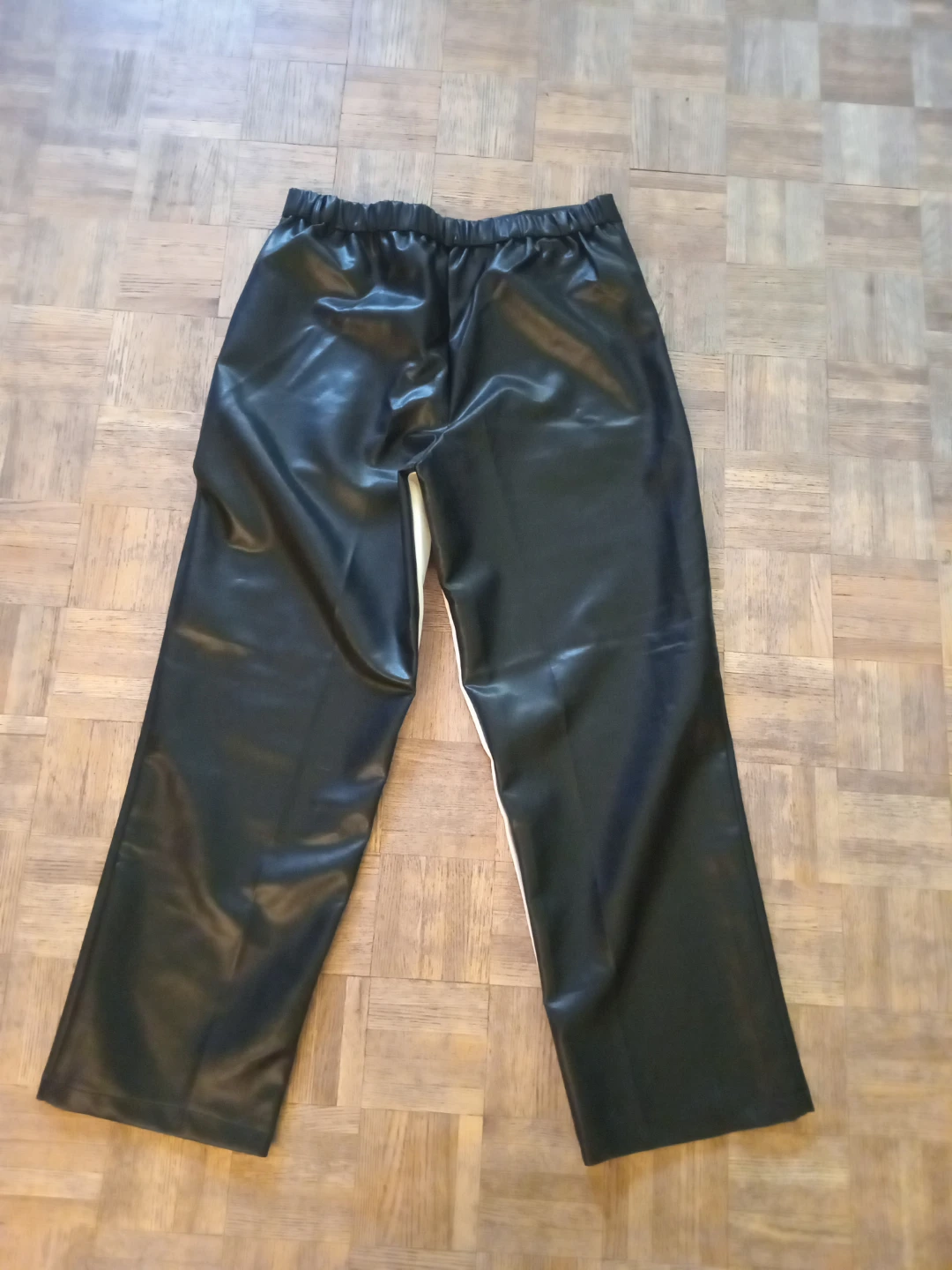 Manfinity Faux Leather Pants - Size L - photo 2